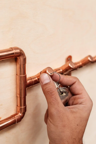 Handcrafted Solid Copper Key and Towel Hook - Elegant Dual-Purpose Copper A – view 4